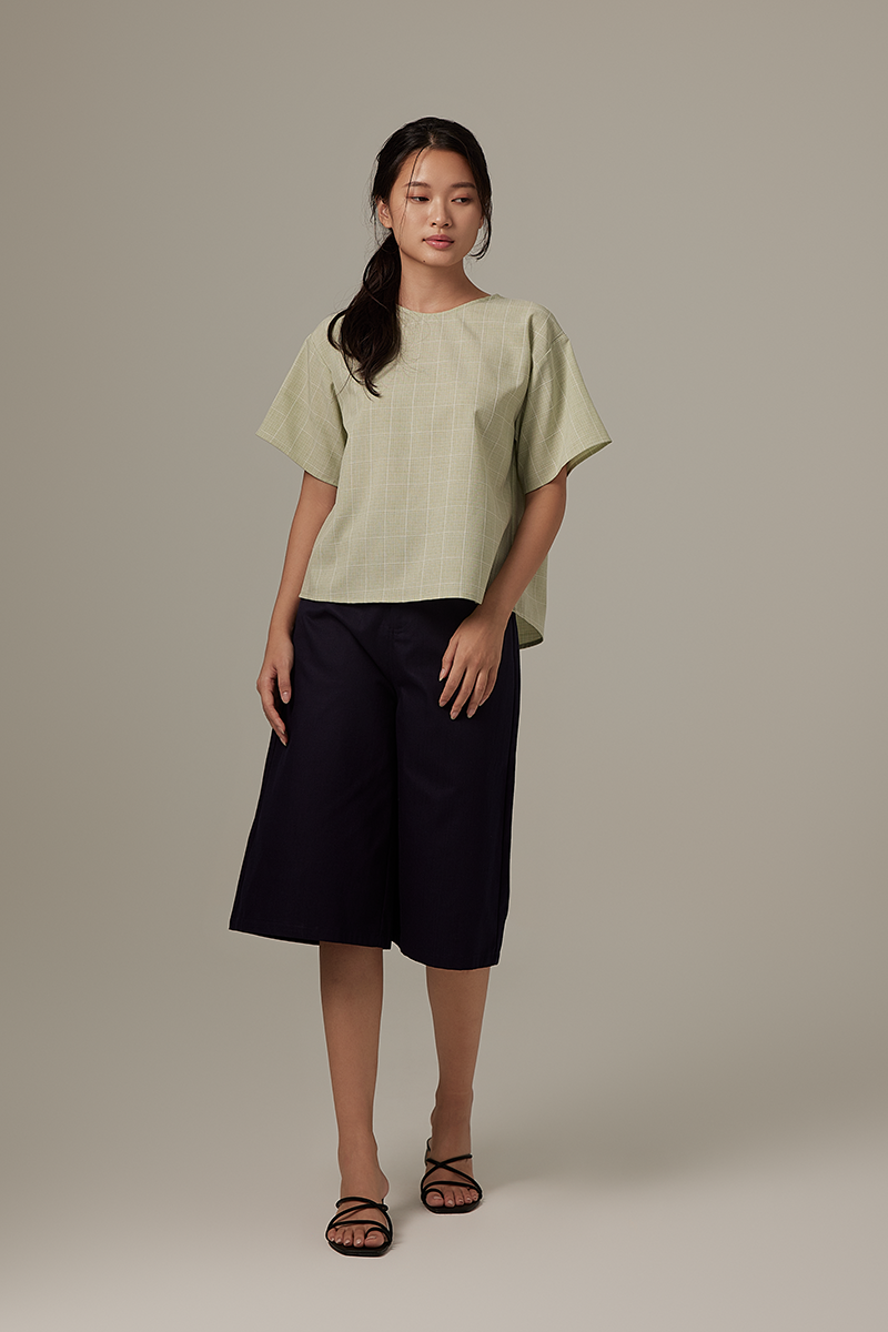 Ordens Boxy Top in Sage Green