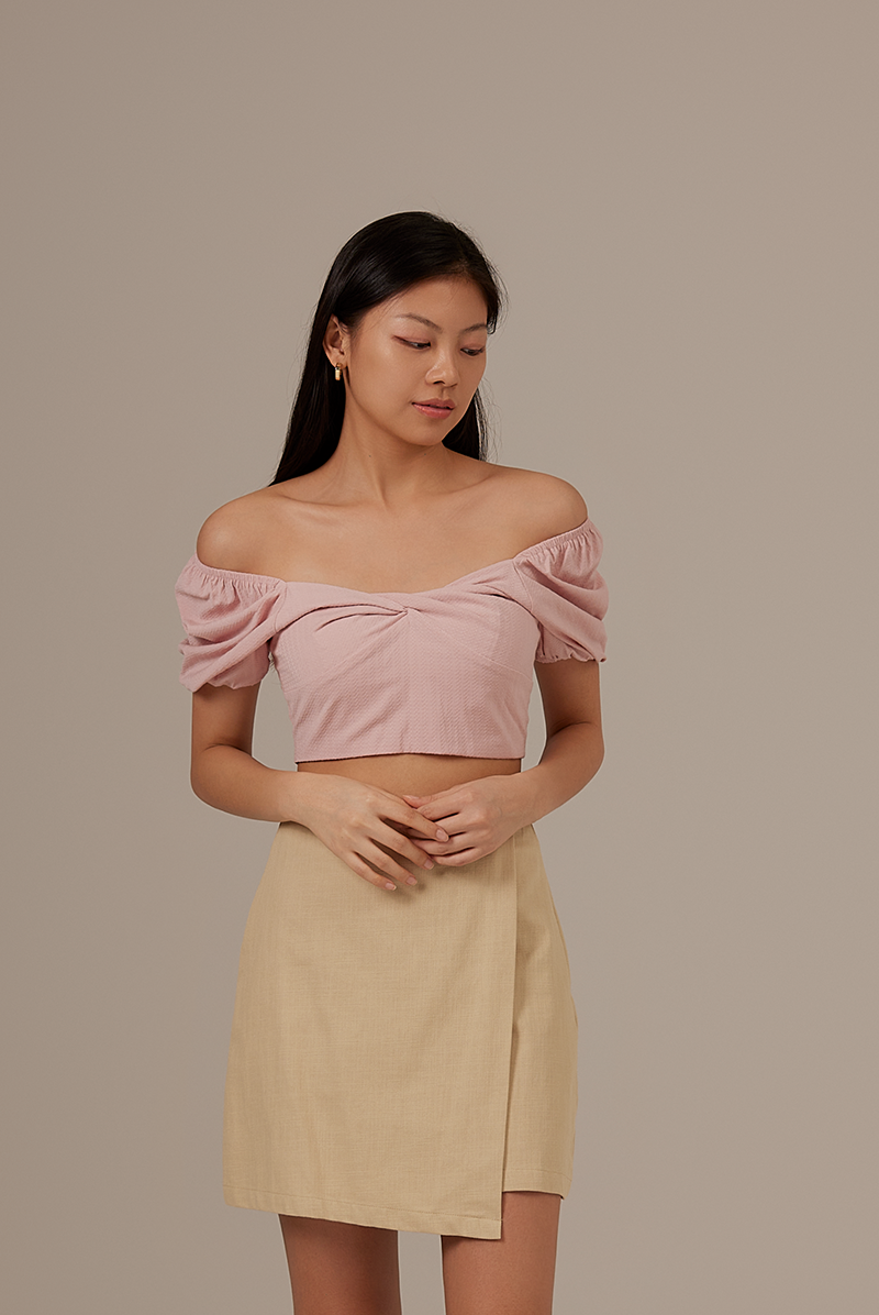 Geneva Front Twist Crop Top in Blush
