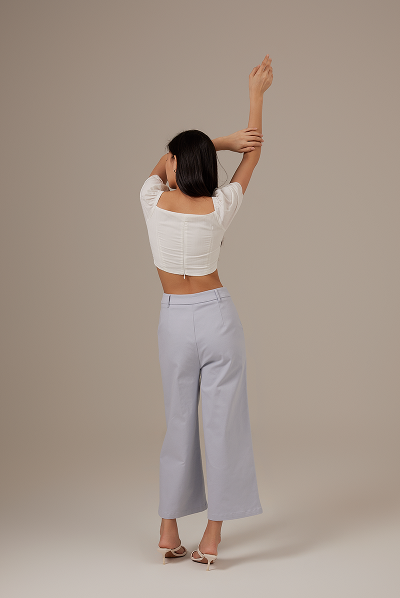 Geneva Front Twist Crop Top in White