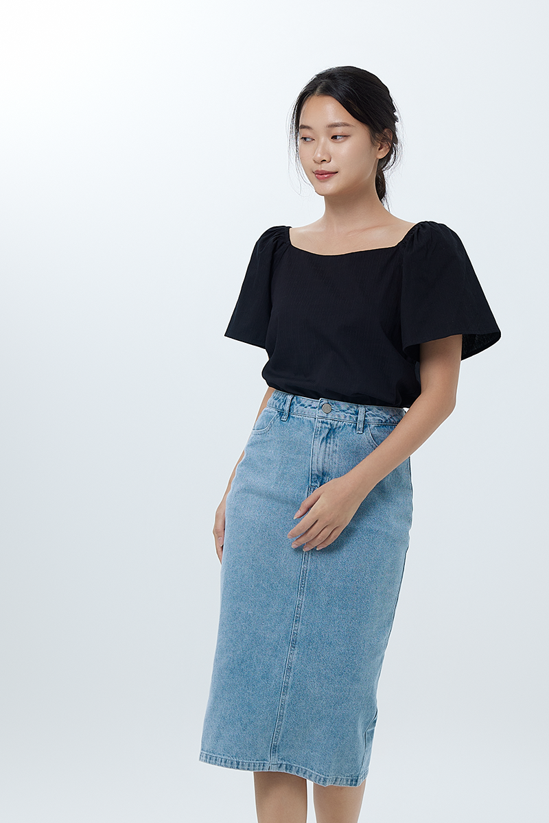 Aileen Elasticated Blouse in Black