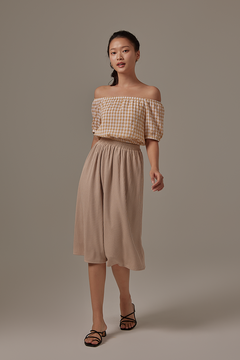 Hera Gingham Top in Khaki