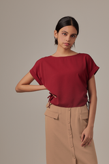 Ovena Side Drawstring Top in Burgundy