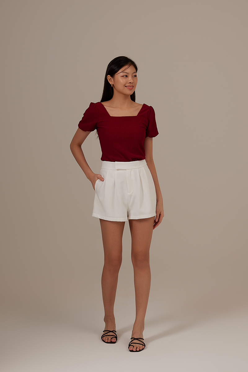 Conna Puff Sleeve Top in Burgundy