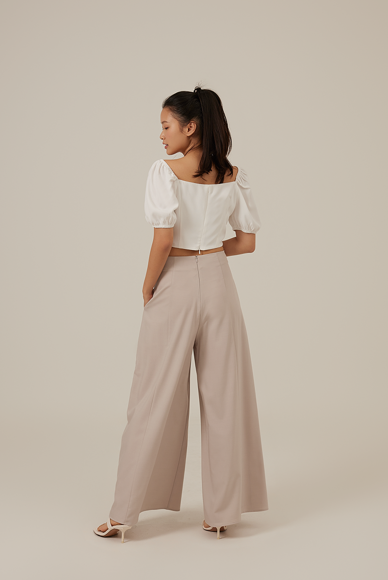 Shanny Sweetheart Crop Top in White