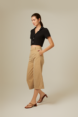 Tanilyn Crop Textured Top in Black