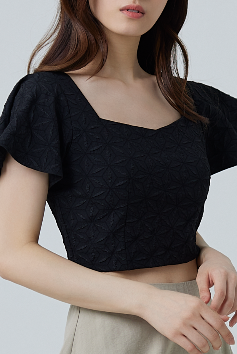 Arika Sweetheart Crop Top in Black
