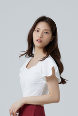 Arika Sweetheart Crop Top in White