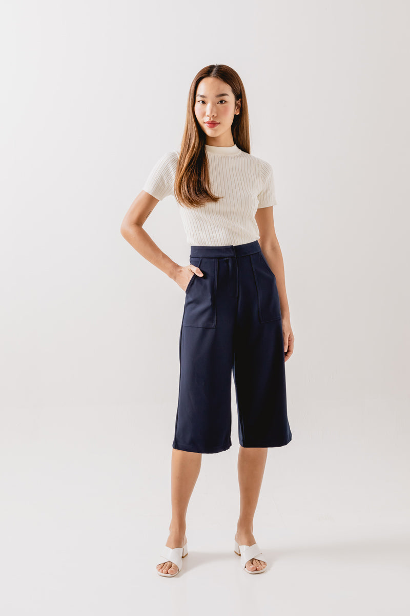 Maelyn Cropped Culottes in Navy Blue