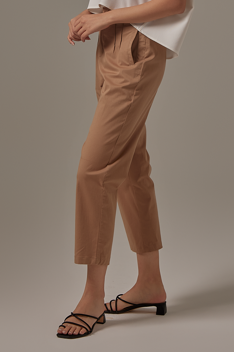 Leyla Tailored Pants in Truffle