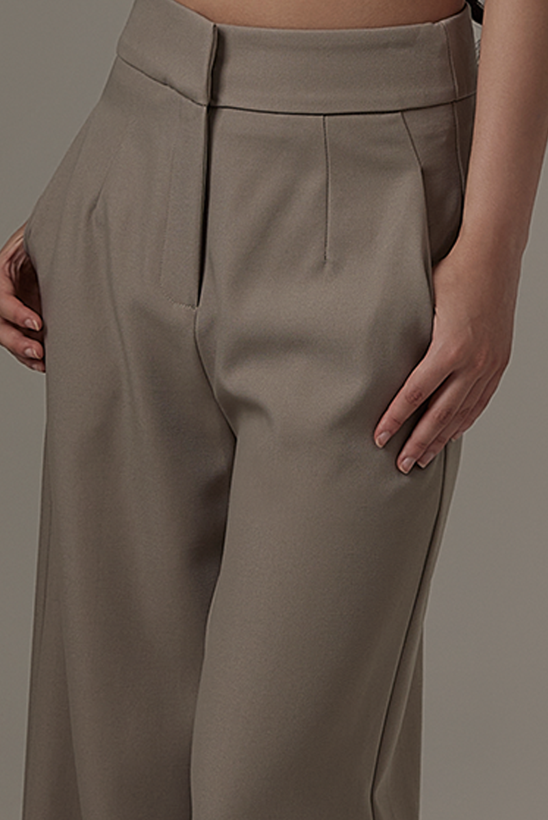Lesha High Waist Pants in Clay