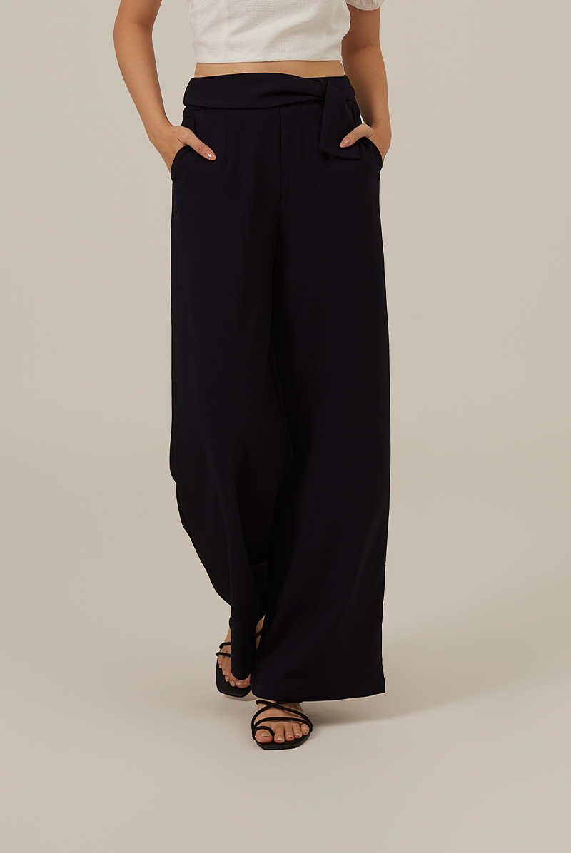 Reina Wide Leg Pants in Navy Blue