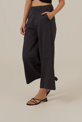 Gwenda Wide Leg Pants in Charcoal