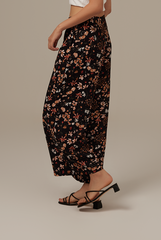 Carlyn Floral Wide Leg Pants in Black