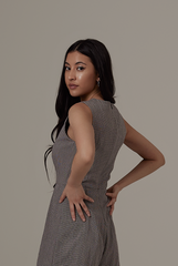 Qusarah Checkered Romper in Navy Blue