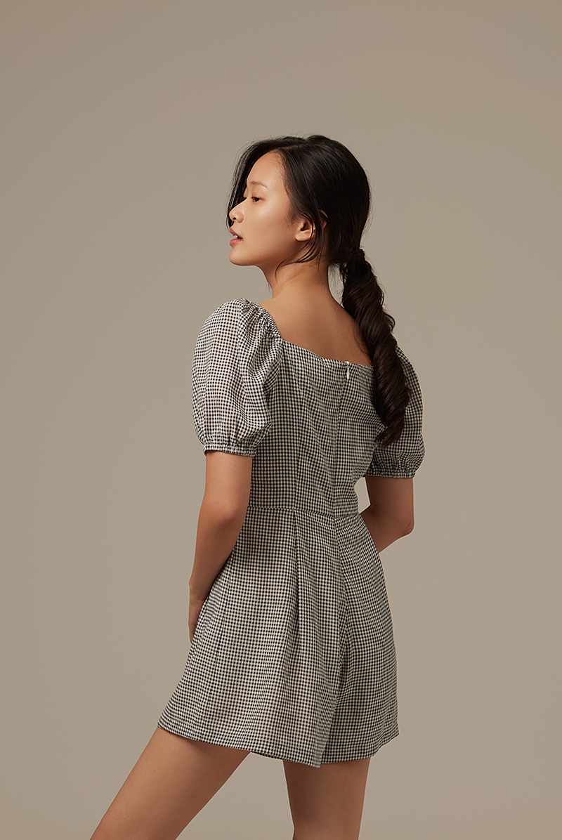 Annie Gingham Romper in Black