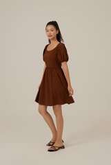 Caroline Puff Sleeve Textured Romper in Chocolate