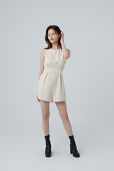 Cianna Pleated Romper in Banana