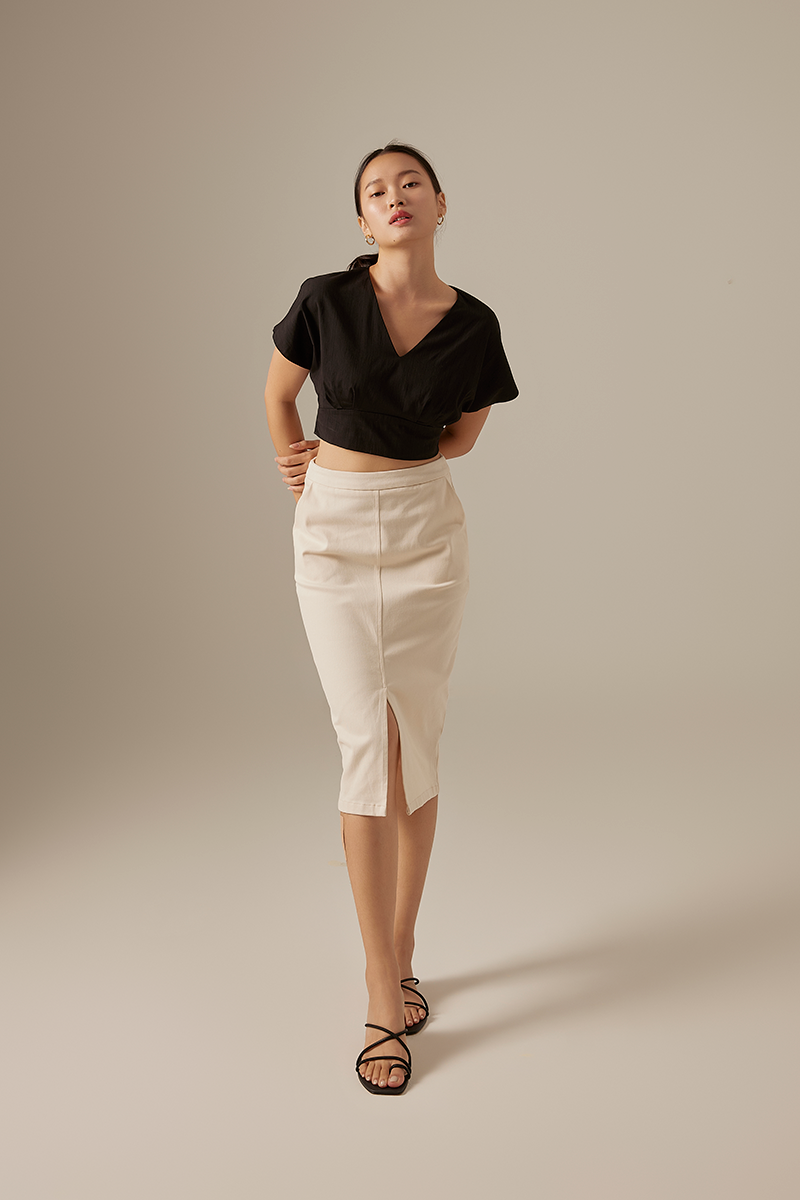 Carrisa Fitted Skirt in Cream