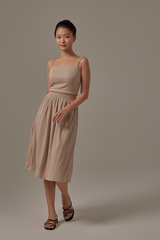 Phoebe Ribbed Skirt in Camel