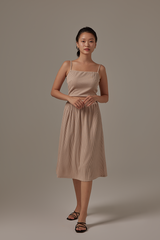 Phoebe Ribbed Skirt in Camel