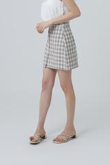 Clarice Plaid A-Line Skirt in Black