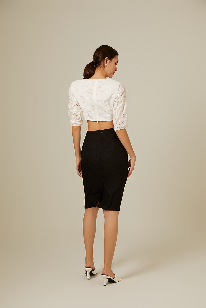 Alba Textured Pencil Skirt in Black