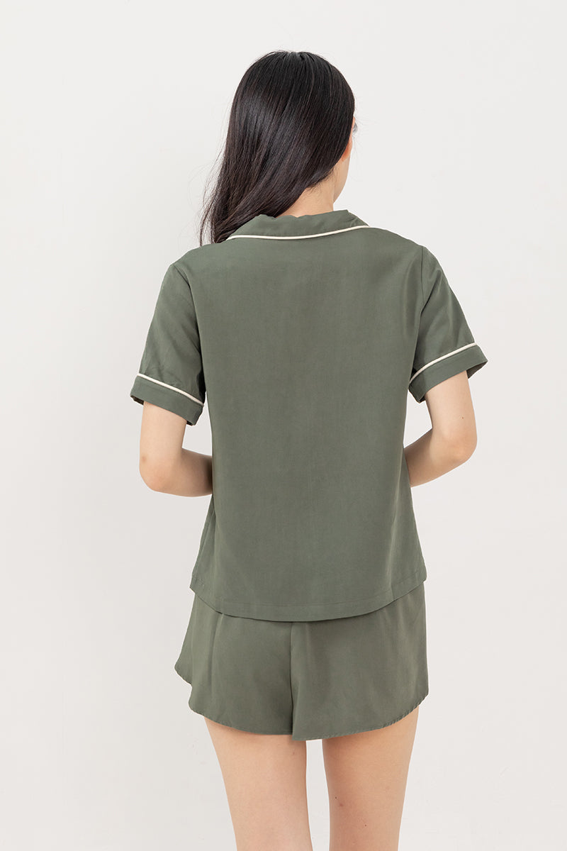 Dina Basic Lounge Shorts in Army Green