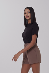 Yumi Tailored Shorts in Chocolate