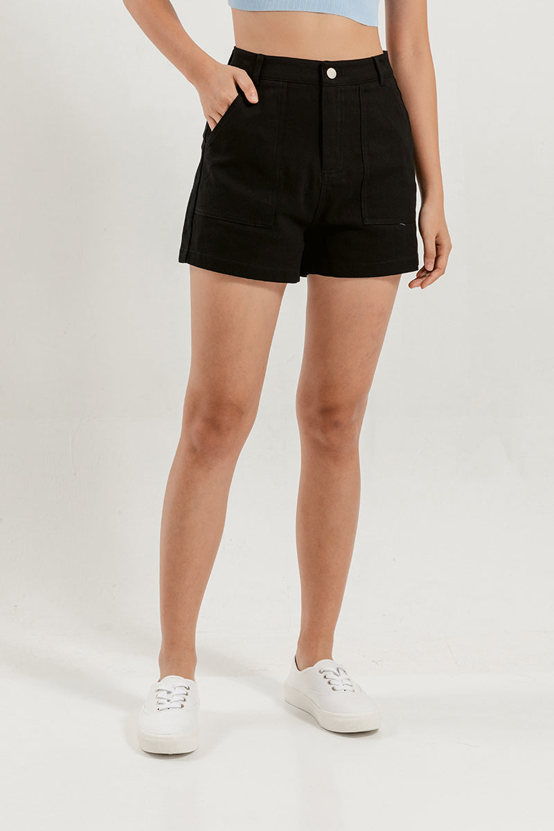 Jordan Highwaisted Shorts in Black