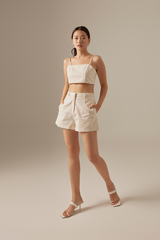 Emery Highwaisted Shorts in Sand