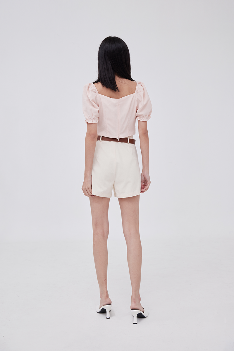 Meg Belted Cargo Shorts in Cream