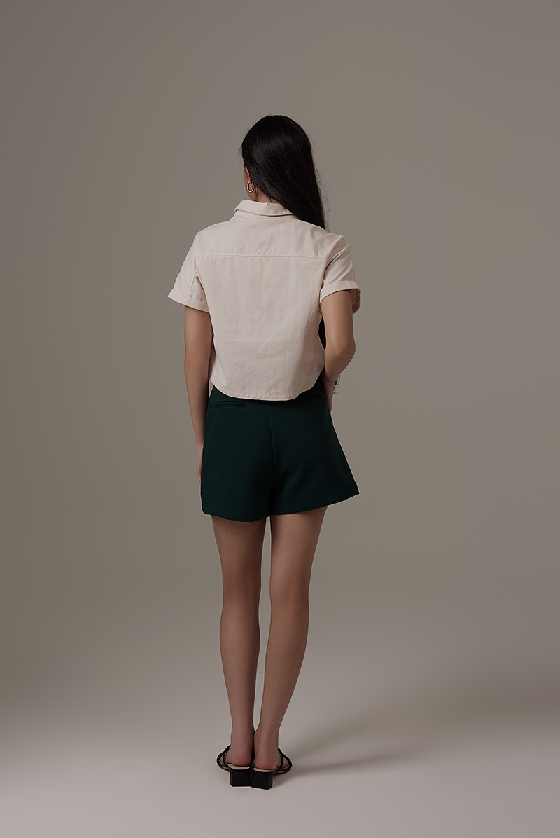 Ruth High-Waisted Shorts in Emerald