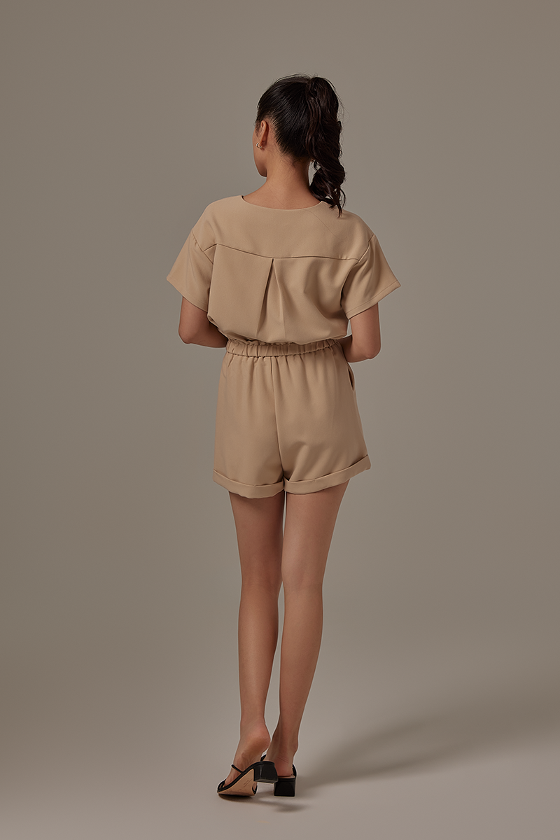 Radian Cuffed Shorts in Khaki