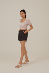 Wilda Highwaist Pleated Shorts in Charcoal