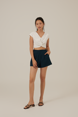 Wilda Highwaist Pleated Shorts in Emerald