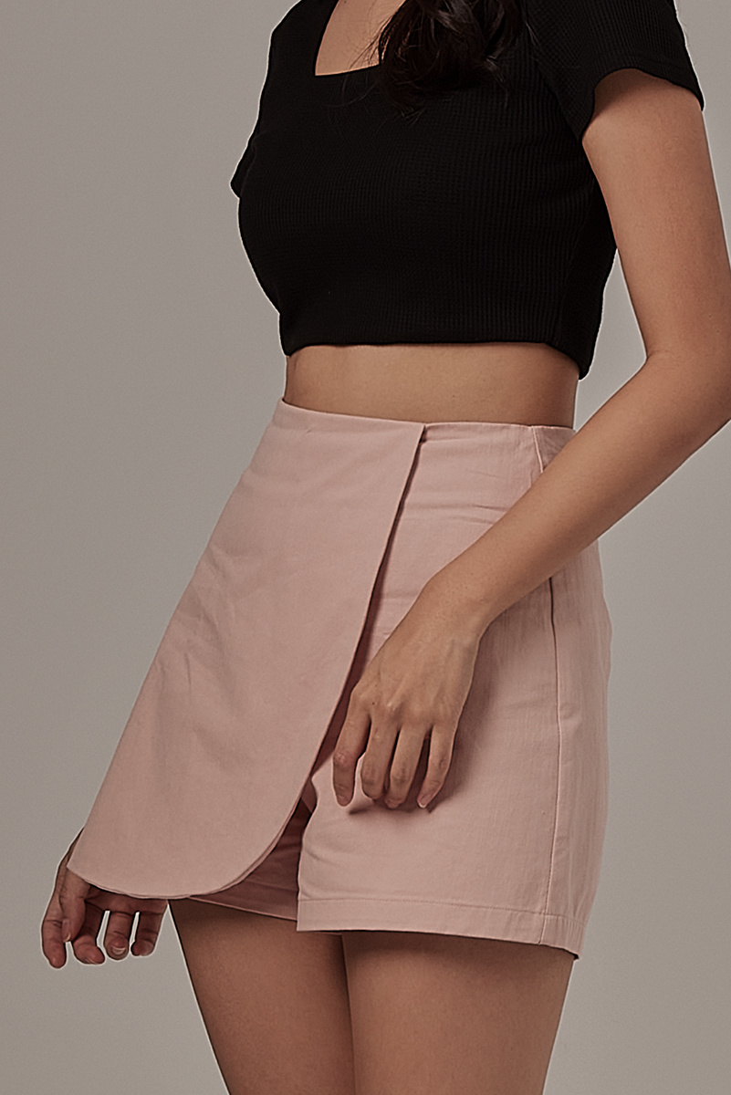 Penny Wrap Skorts in Dusty Pink