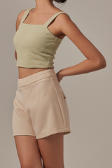 Ranice Highwaisted Shorts in Beige