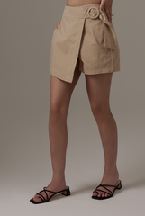 Tyra Belted Skorts in Khaki