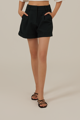 Kensly Cuffed-Hem Shorts in Pine