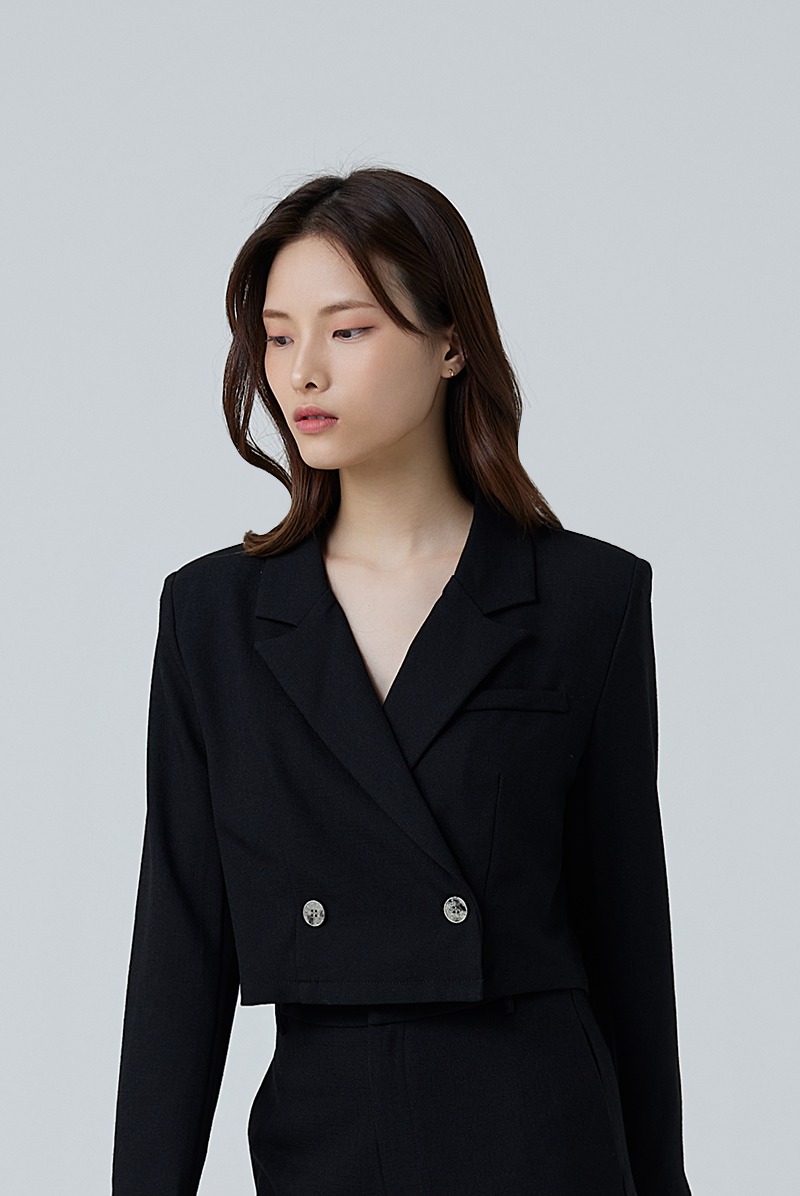 Daphne Button Jacket in Black